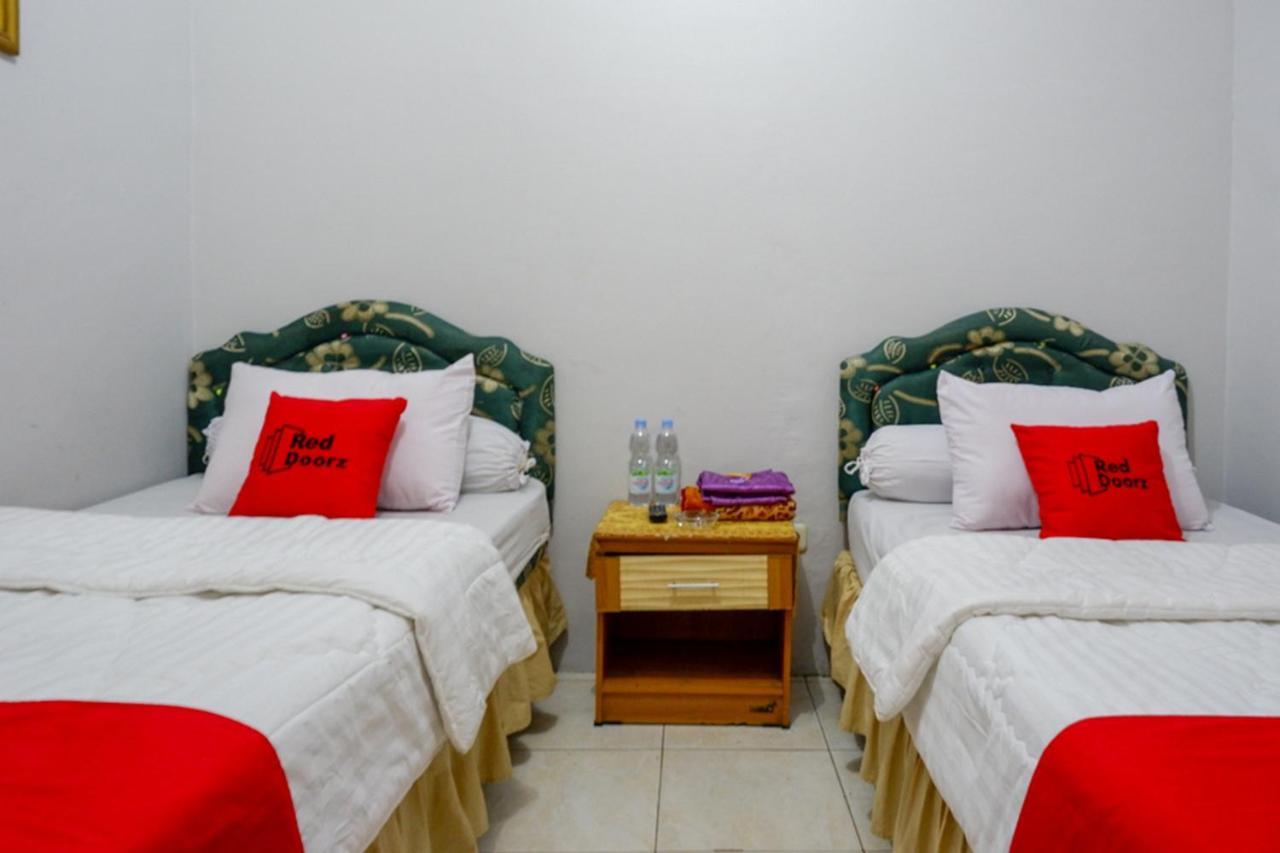 เรดดอร์ซ แอท โฮเต็ล กีนด์ ออเลีย มาเจเน Hotel Majene ภายนอก รูปภาพ